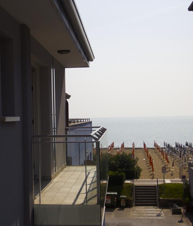 Residence La Perla كاوْرلي المظهر الخارجي الصورة